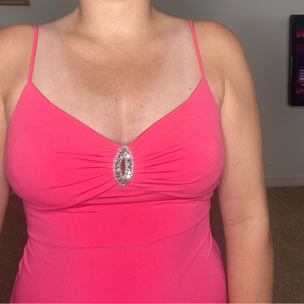 Pink formal - Picture 8 of 10